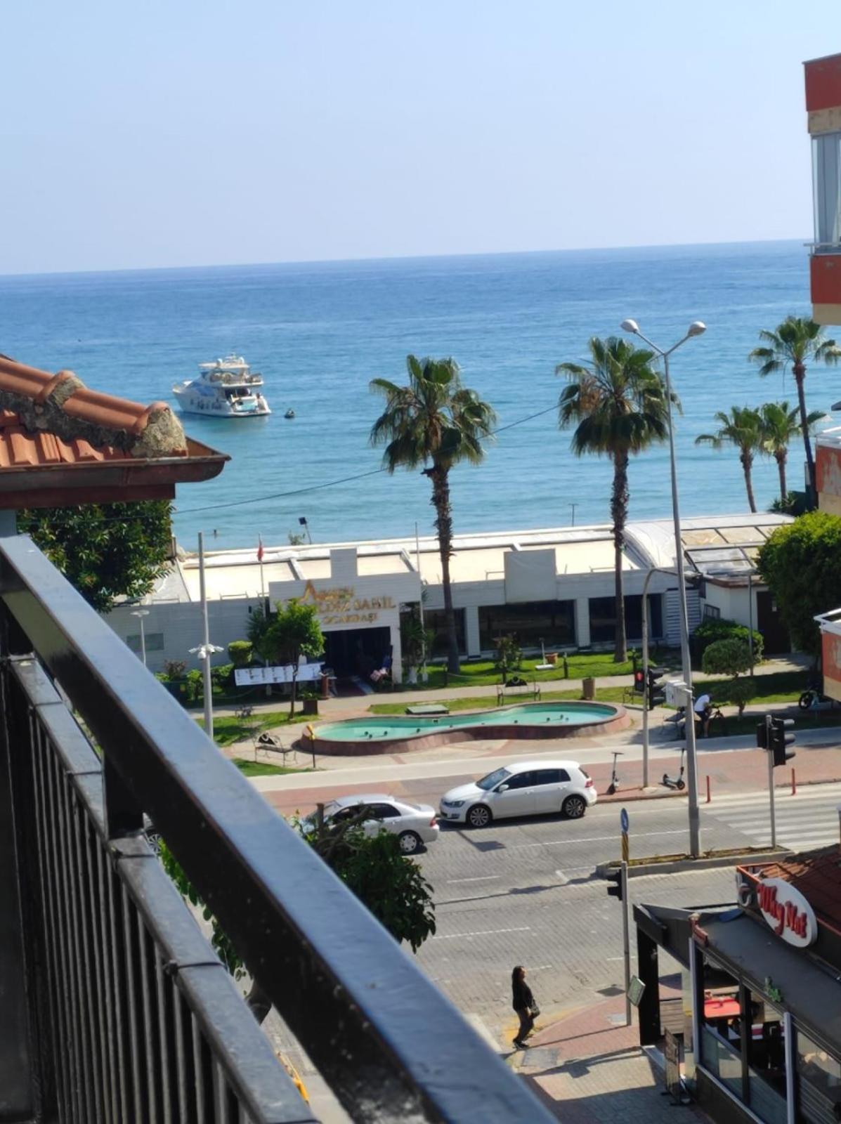 Moonbow Beach Hotel 알란야 외부 사진